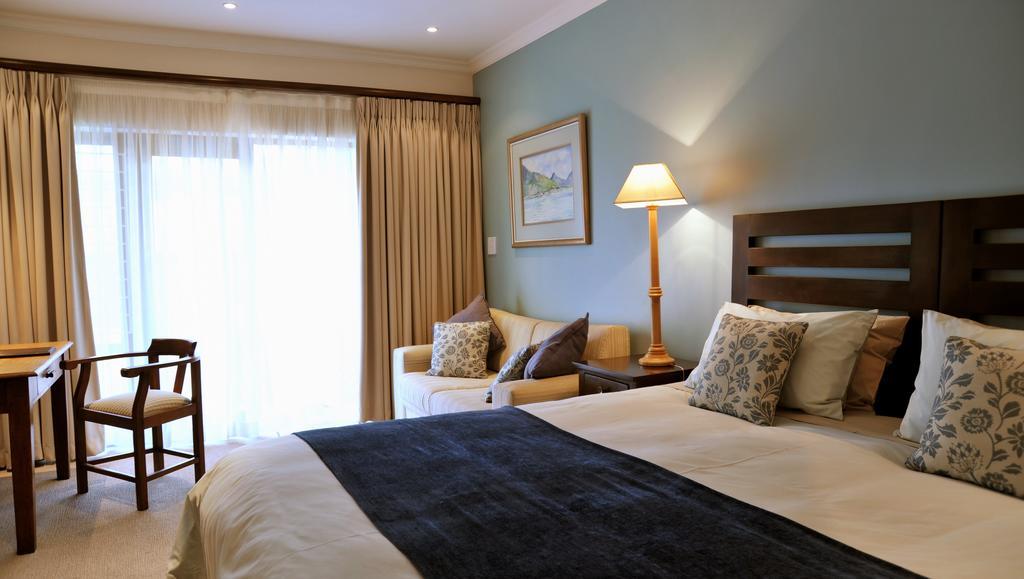 Claires Of Sandton Luxury Guest House Йоганнесбурґ Екстер'єр фото