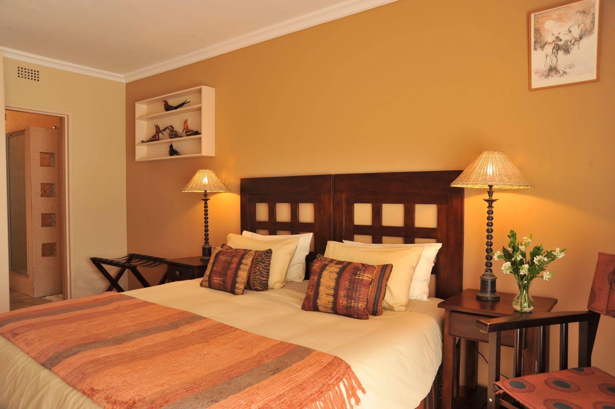 Claires Of Sandton Luxury Guest House Йоганнесбурґ Екстер'єр фото